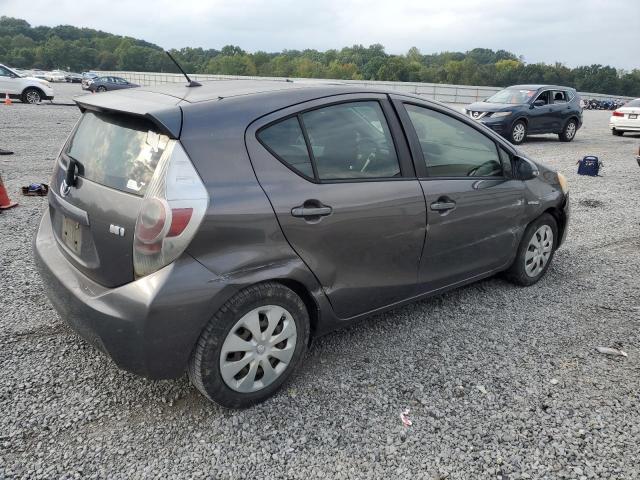 Photo 2 VIN: JTDKDTB35D1551188 - TOYOTA PRIUS C 