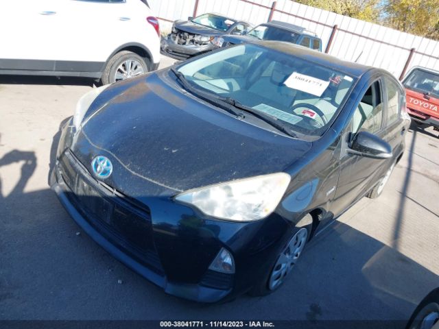 Photo 1 VIN: JTDKDTB35D1557640 - TOYOTA PRIUS C 