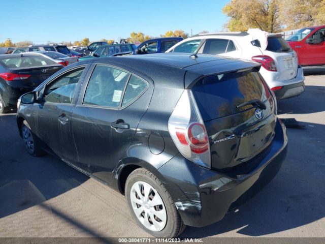 Photo 2 VIN: JTDKDTB35D1557640 - TOYOTA PRIUS C 