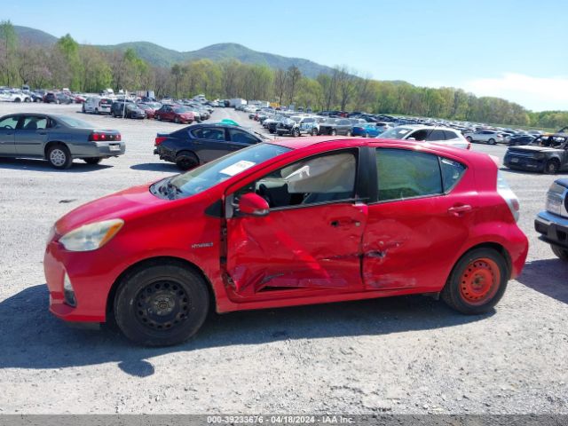 Photo 5 VIN: JTDKDTB35E1059522 - TOYOTA PRIUS C 