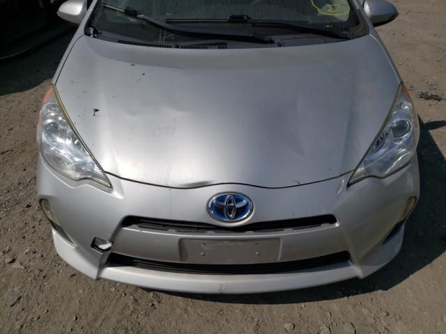 Photo 6 VIN: JTDKDTB35E1063408 - TOYOTA PRIUS C 