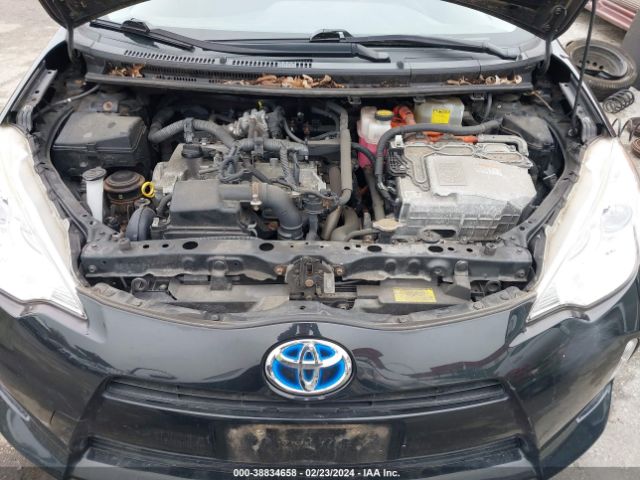 Photo 9 VIN: JTDKDTB35E1068222 - TOYOTA PRIUS C 