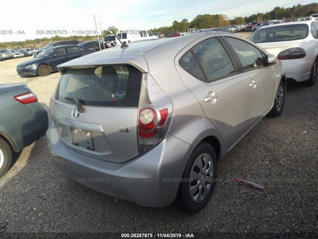 Photo 3 VIN: JTDKDTB35E1558739 - TOYOTA PRIUS C 