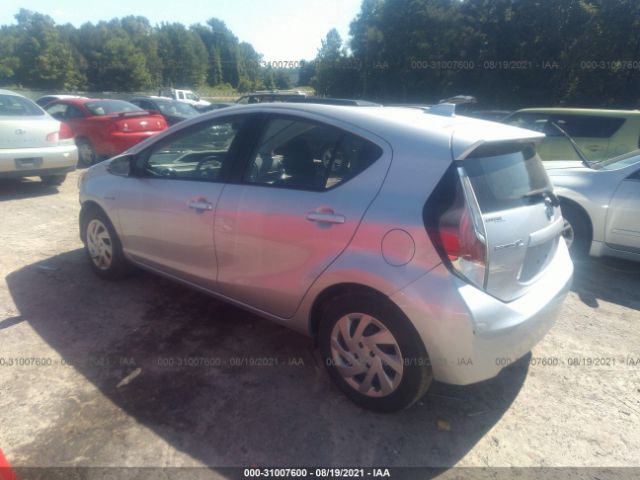 Photo 2 VIN: JTDKDTB35F1101091 - TOYOTA PRIUS C 