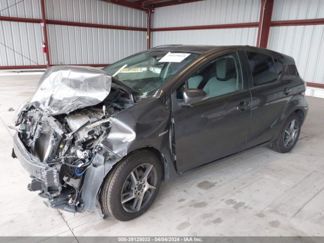 Photo 1 VIN: JTDKDTB35F1106906 - TOYOTA PRIUS C 