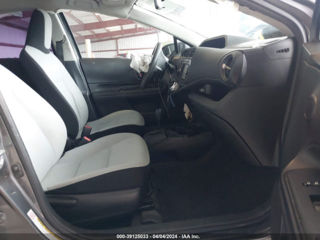 Photo 4 VIN: JTDKDTB35F1106906 - TOYOTA PRIUS C 