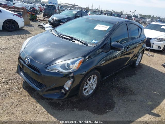 Photo 1 VIN: JTDKDTB35F1107330 - TOYOTA PRIUS C 