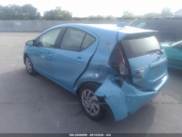 Photo 2 VIN: JTDKDTB35F1111300 - TOYOTA PRIUS C 