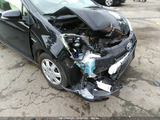 Photo 5 VIN: JTDKDTB35F1112673 - TOYOTA PRIUS C 