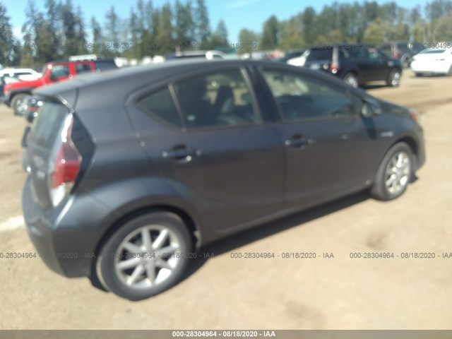 Photo 3 VIN: JTDKDTB35F1113001 - TOYOTA PRIUS C 