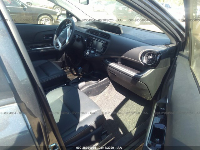 Photo 4 VIN: JTDKDTB35F1113001 - TOYOTA PRIUS C 