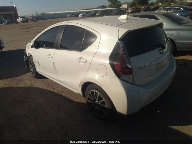 Photo 2 VIN: JTDKDTB35F1587336 - TOYOTA PRIUS C 