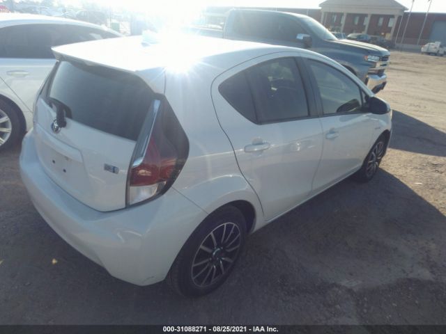 Photo 3 VIN: JTDKDTB35F1587336 - TOYOTA PRIUS C 