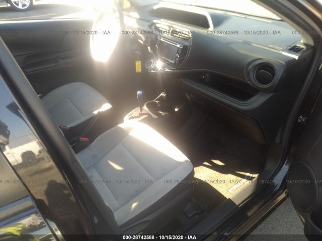 Photo 4 VIN: JTDKDTB35G1115882 - TOYOTA PRIUS C 