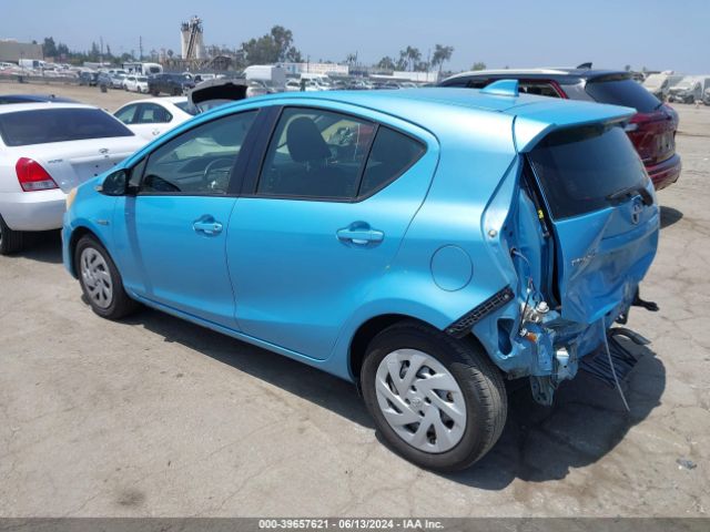 Photo 2 VIN: JTDKDTB35G1115901 - TOYOTA PRIUS C 