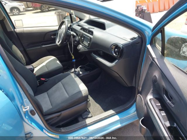 Photo 4 VIN: JTDKDTB35G1115901 - TOYOTA PRIUS C 