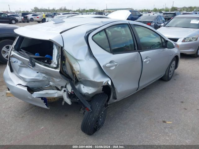 Photo 3 VIN: JTDKDTB35G1116966 - TOYOTA PRIUS C 