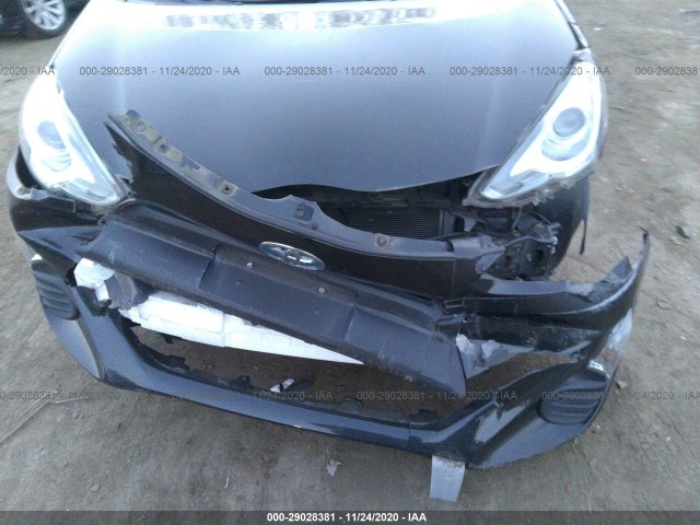 Photo 5 VIN: JTDKDTB35G1134237 - TOYOTA PRIUS C 