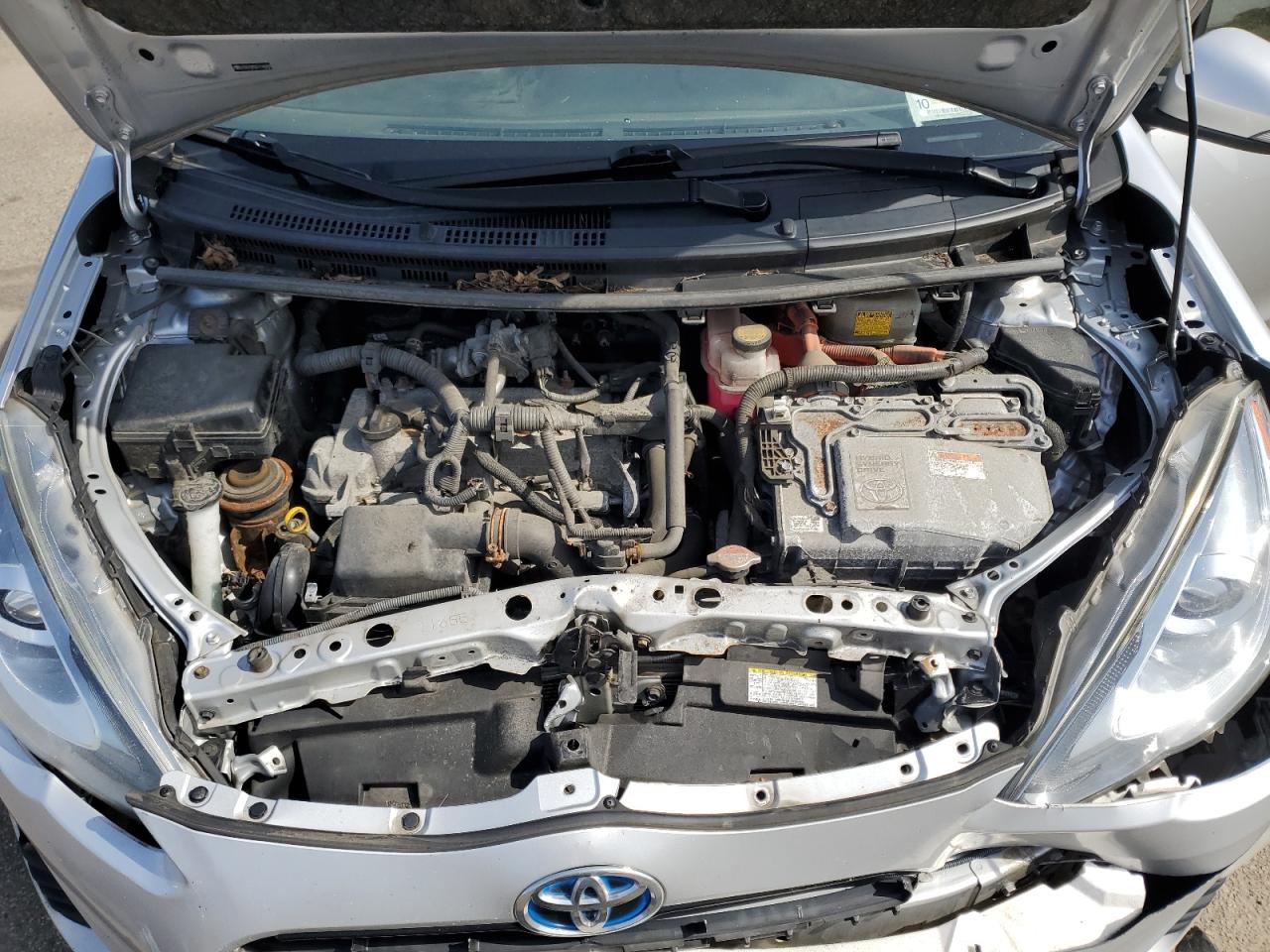 Photo 10 VIN: JTDKDTB35G1136344 - TOYOTA PRIUS 