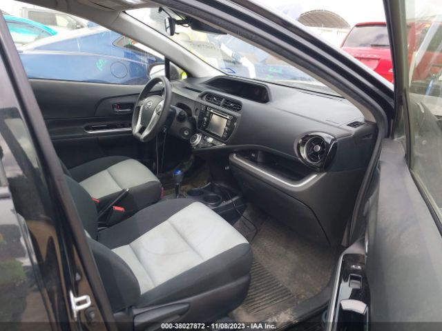 Photo 4 VIN: JTDKDTB35H1591986 - TOYOTA PRIUS C 