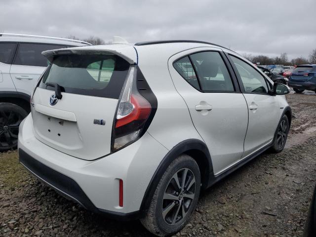 Photo 2 VIN: JTDKDTB35J1615385 - TOYOTA PRIUS C 