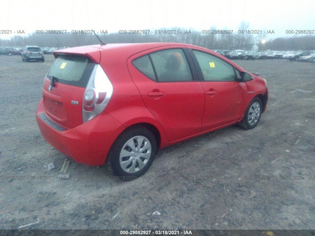 Photo 3 VIN: JTDKDTB36C1015381 - TOYOTA PRIUS C 