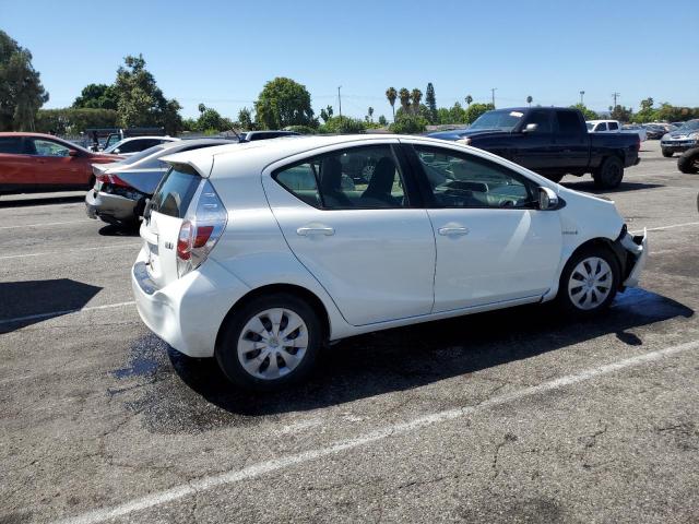 Photo 2 VIN: JTDKDTB36C1022752 - TOYOTA PRIUS C 