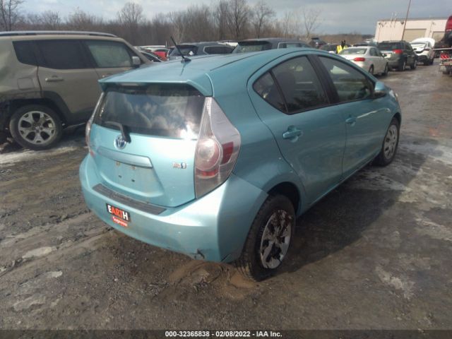 Photo 3 VIN: JTDKDTB36C1027076 - TOYOTA PRIUS C 