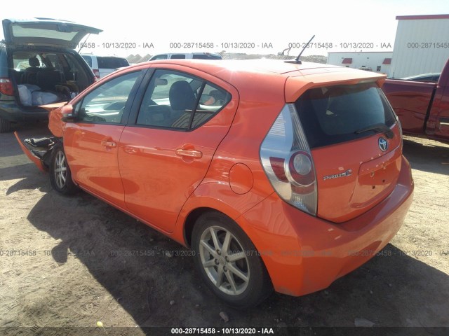 Photo 2 VIN: JTDKDTB36C1030866 - TOYOTA PRIUS C 