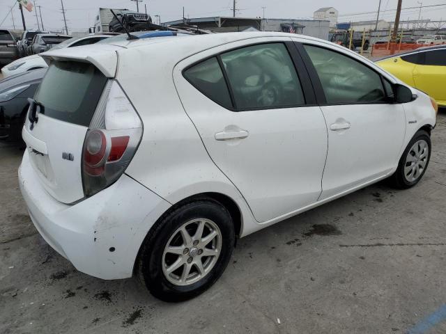 Photo 2 VIN: JTDKDTB36C1503729 - TOYOTA PRIUS C 