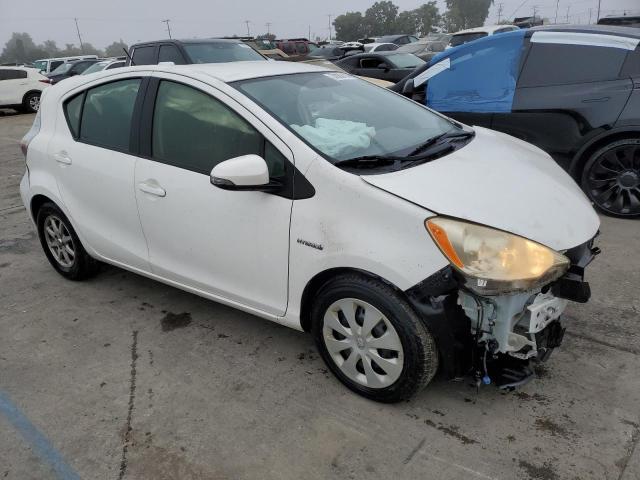 Photo 3 VIN: JTDKDTB36C1503729 - TOYOTA PRIUS C 