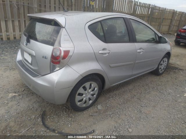 Photo 3 VIN: JTDKDTB36C1510809 - TOYOTA PRIUS C 