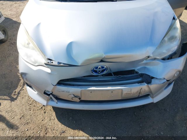 Photo 5 VIN: JTDKDTB36D1048527 - TOYOTA PRIUS C 