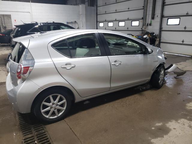 Photo 2 VIN: JTDKDTB36D1053856 - TOYOTA PRIUS 