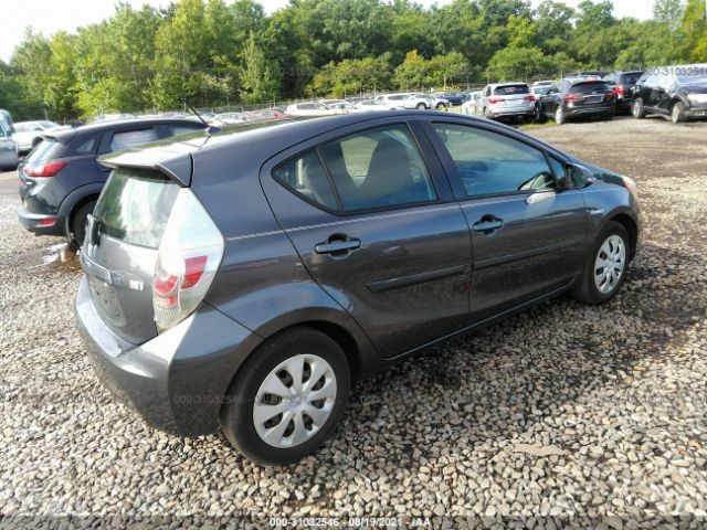 Photo 3 VIN: JTDKDTB36D1532939 - TOYOTA PRIUS C 