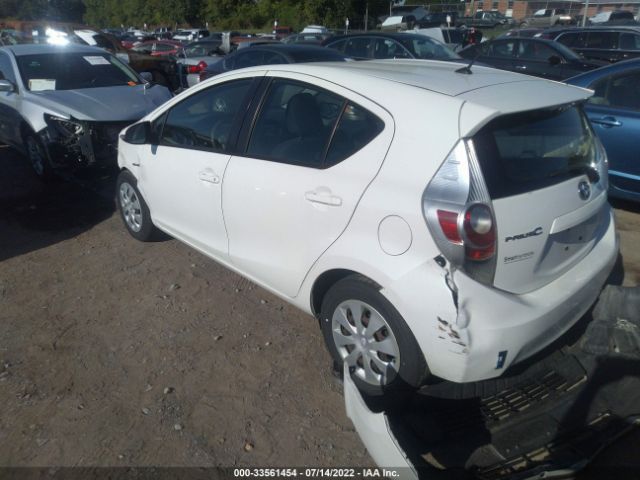 Photo 2 VIN: JTDKDTB36D1534822 - TOYOTA PRIUS C 