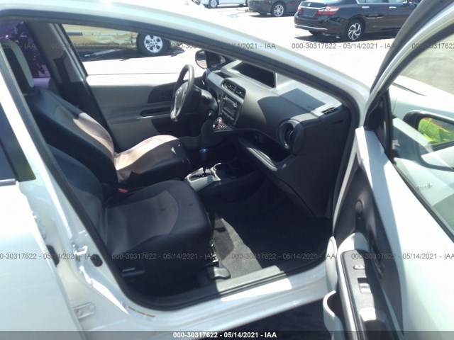 Photo 4 VIN: JTDKDTB36D1544699 - TOYOTA PRIUS C 