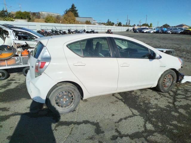 Photo 2 VIN: JTDKDTB36D1544749 - TOYOTA PRIUS C 