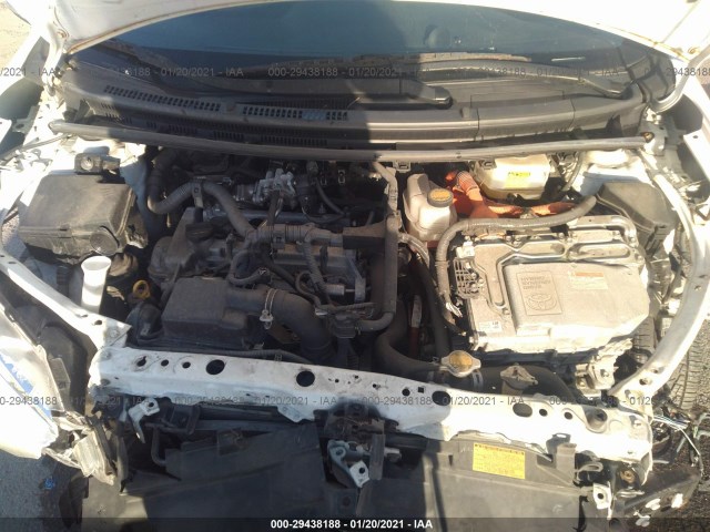 Photo 9 VIN: JTDKDTB36D1545660 - TOYOTA PRIUS 