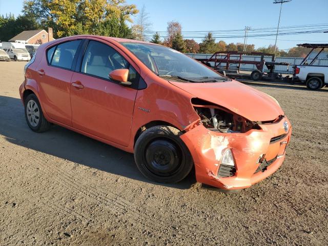 Photo 3 VIN: JTDKDTB36E1060646 - TOYOTA PRIUS C 