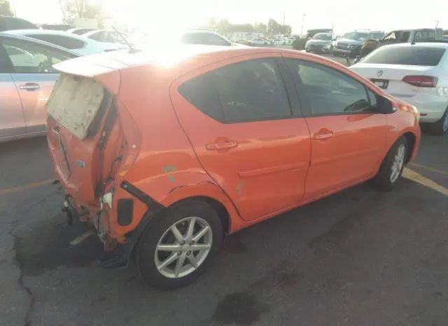 Photo 3 VIN: JTDKDTB36E1061229 - TOYOTA PRIUS C 