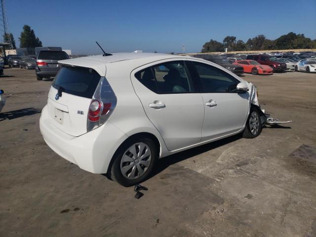 Photo 2 VIN: JTDKDTB36E1069251 - TOYOTA PRIUS C 