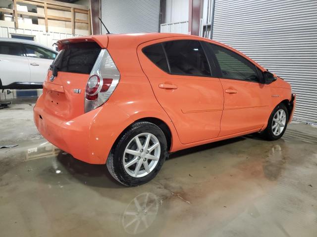 Photo 2 VIN: JTDKDTB36E1070447 - TOYOTA PRIUS C 