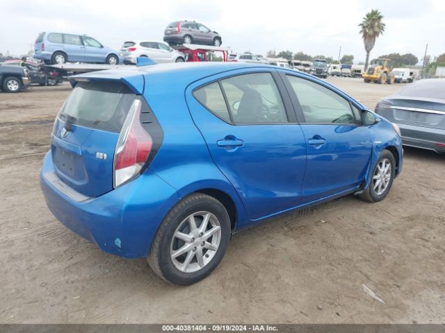 Photo 3 VIN: JTDKDTB36F1094216 - TOYOTA PRIUS C 