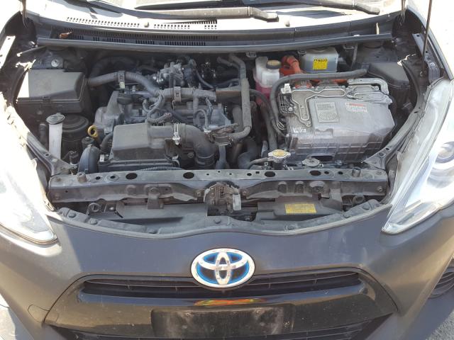 Photo 6 VIN: JTDKDTB36F1579178 - TOYOTA PRIUS C 