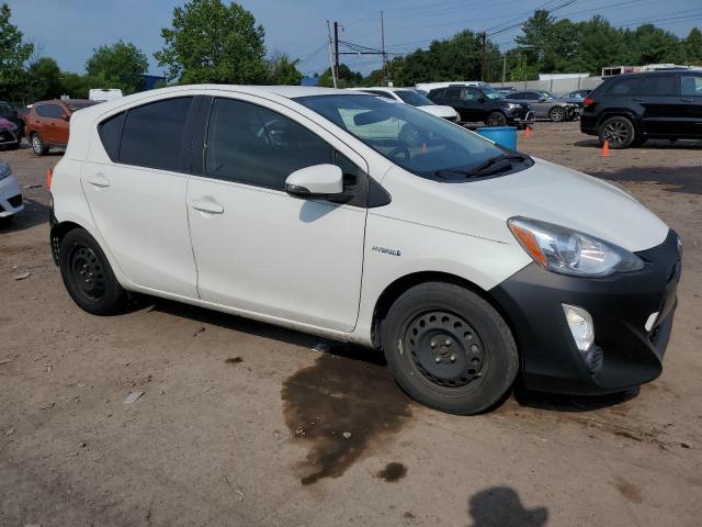 Photo 3 VIN: JTDKDTB36F1586132 - TOYOTA PRIUS C 