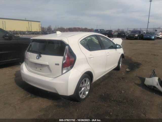 Photo 3 VIN: JTDKDTB36G1123036 - TOYOTA PRIUS C 