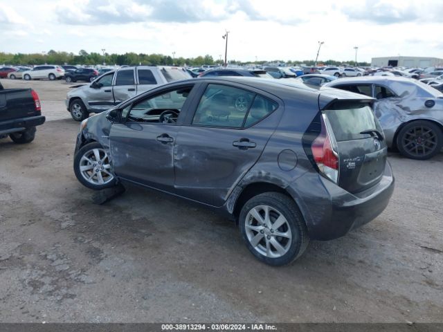 Photo 2 VIN: JTDKDTB36G1134781 - TOYOTA PRIUS C 