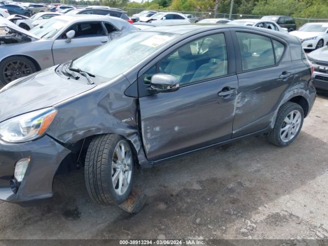 Photo 5 VIN: JTDKDTB36G1134781 - TOYOTA PRIUS C 