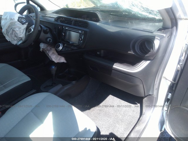 Photo 4 VIN: JTDKDTB36G1136157 - TOYOTA PRIUS C 